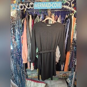 #0564 Medium NWT TASH + SOPHIE Blk Long Slv Belted Dress 21-23"ptp 37"Long Soft